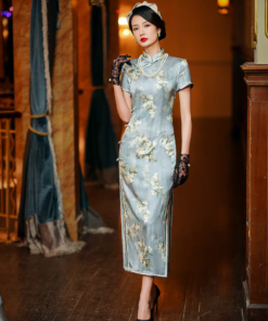 Qipao|Three-dimensional cut silk cheongsam