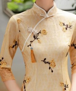 Qipao|National yellow embroidered cheongsam